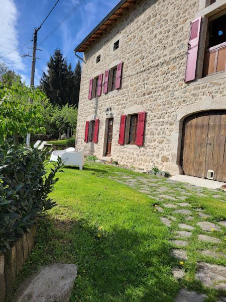 Se Reconnecter A La Nature Au Gite 3 Etoiles De Montager A Saint Andre De Chalencon 외부 사진